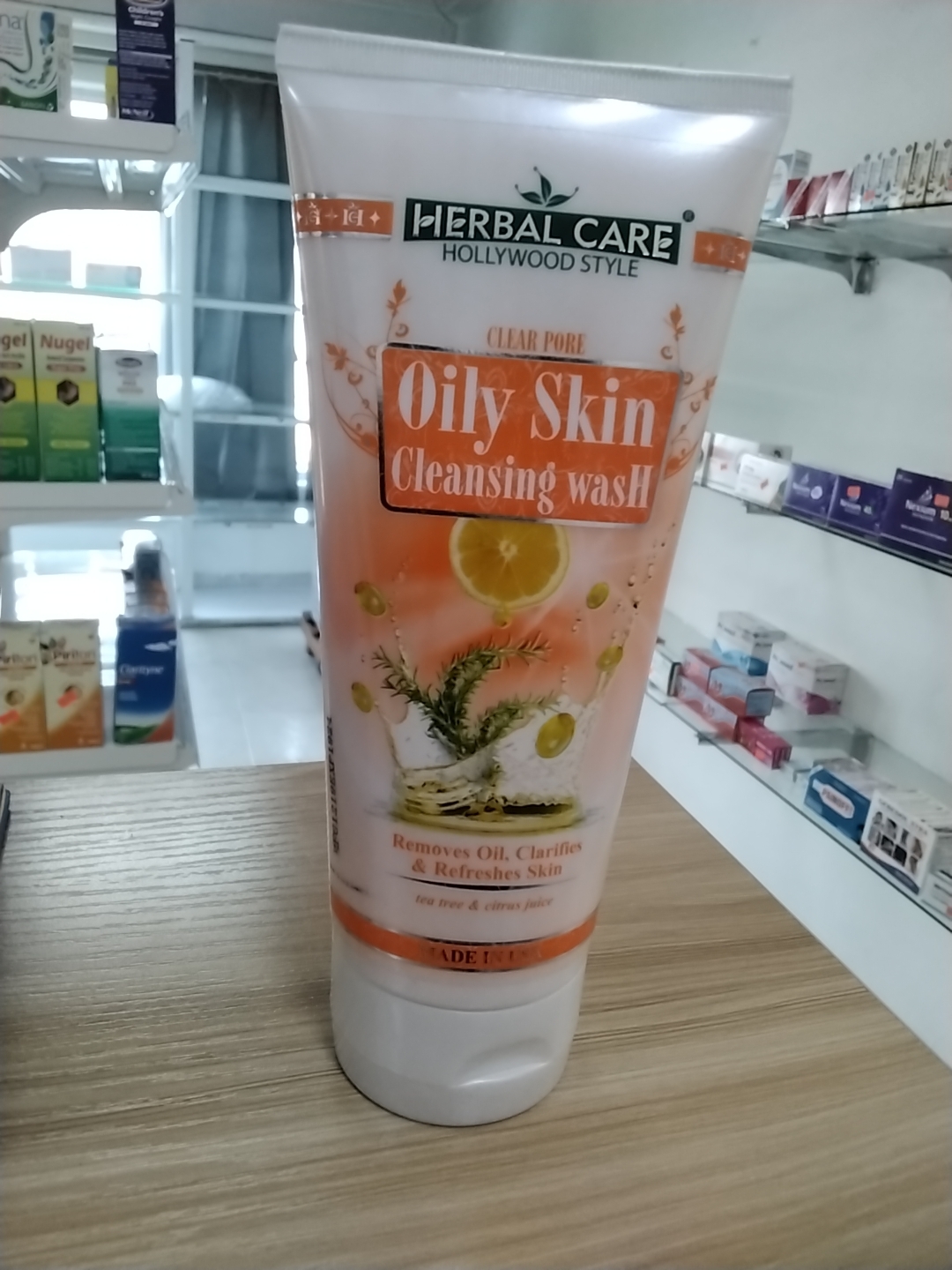 Clear pore oily skin cleansing wash